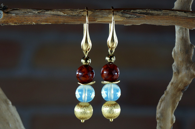 SA133 - Επίχρυσα σκουλαρίκια με αχάτη, φεγγαρόπετρα και επίχρυση χάντρα